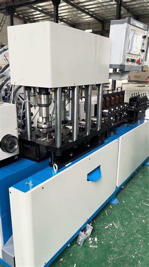 Automatic ribbed clamp making machine #machine #clampmachine #steelclamp