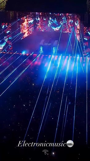 2.1K views · 81 reactions | The Simulate era starts Now *t Massano Buenos Aires  #electronicmusic | #massano | #techno | #buenosaires | Electronic Music | Facebook