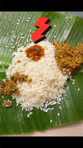 #pothichoru#vazhayila#vazhayilavirunnu#bananaleafmeal#bananaleaffood#southindianfood#keralafood#love