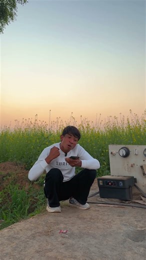 Gerib Aabmi persan#mewativideo #nbsupdates #viralvideos #sarahvideo #followme❤️ #nayabkgf