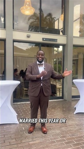 When to Book Your Wedding Officiant? 💍 | Miami Wedding Officiant Explains