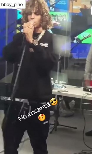 Jon Z cantando Residente Challenge