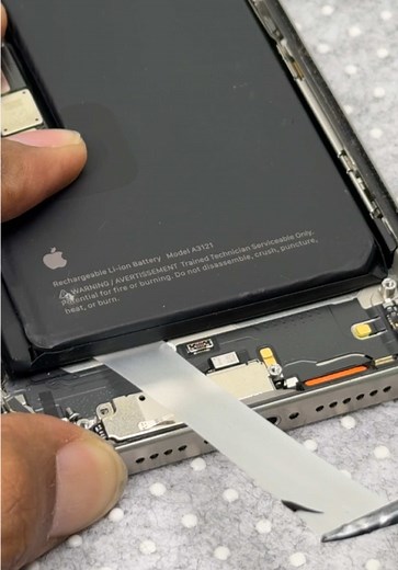 Battery iPhone 15PM Remove Best Sound ASMR #battery #apple #trending