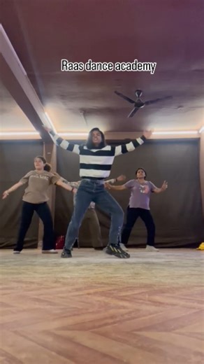 Raas dance academy on Instagram: "#class"