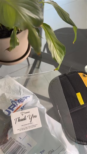First time I got duped by an IG ad. Don’t buy this @furiviox glove. Close on R600 you won’t get back. | Tech Girl