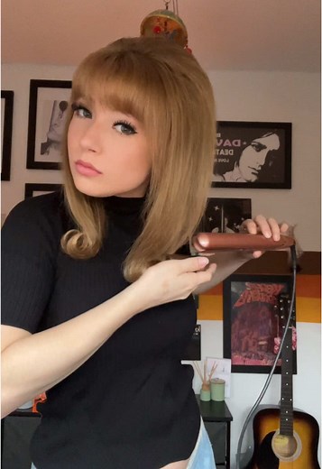 60s Hair Tutorial: Create the Perfect Beehive Style