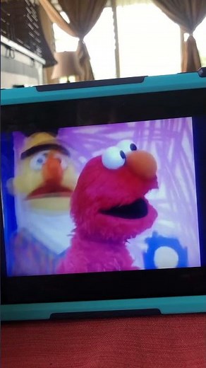 Elmo’s world What Makes You Happy DVD genius entertainment