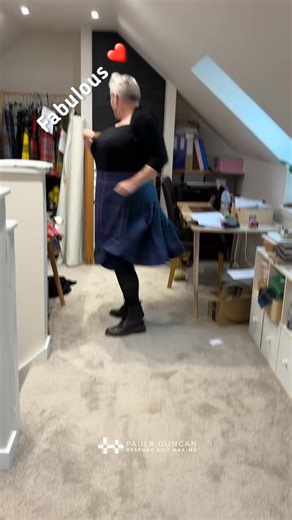 ✨Proud Tutor✨ Another kilt has been completed ⭐️❤️ The fabulous Julia made her kilt in the "Aberlour Children's Charity 150th Anniversary tartan" ❤️ It’s been an absolute joy to be able to help Julia create this beauty! Along with her support chicken helping to keep us on track 😂 Also the extra challenge was that Julia is “corrie fisted” 🤭 a Scottish term for left handed 😁 So there was a little unpicking at the beginning until we got our flow 😁 Well done!! Want to join the journey ? ⬇️ https