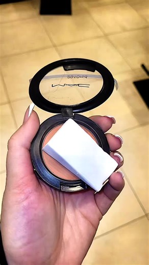 Discover Coppertone Blush by MAC Cosmetics