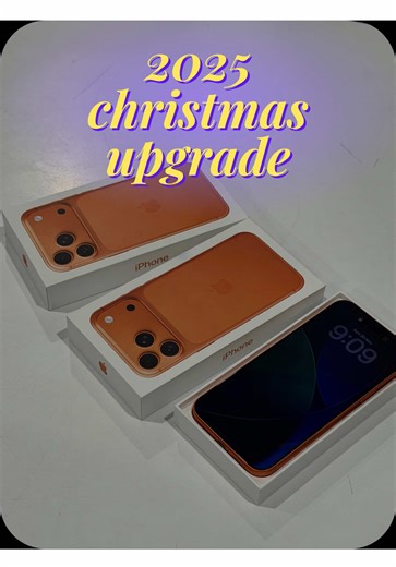 Filipino Nurses in KSA Upgrade Their Phones for Christmas