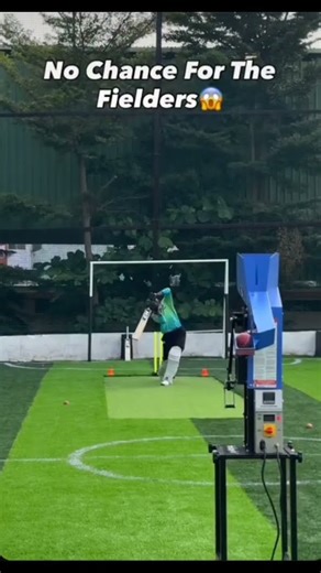 Free bowling practice 🏏🤞🏆#cricketlover #cricket #shortvideo #ipl #cricketleague