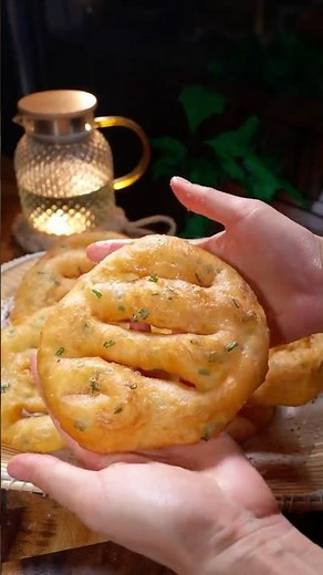 Simple ingredients. No Kneading. Easy and fast Donut recipes. How to make donut at home. Yummy food.