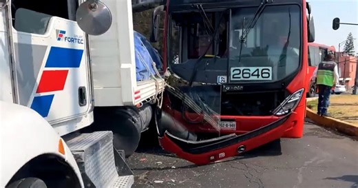 Qué pasó en la Línea 5 Metrobús, donde chocó una unidad y dejó seis heridos