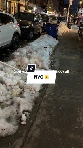 Giant Hot Tub Trucks in NYC: Where Are They?