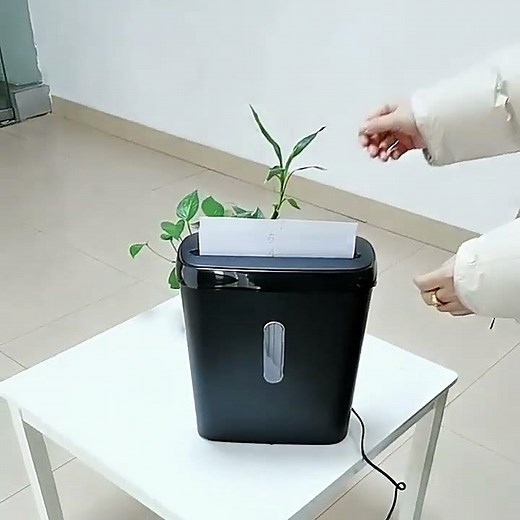 S636B 6 sheets A4 paper shredder machine with 8L basket bin