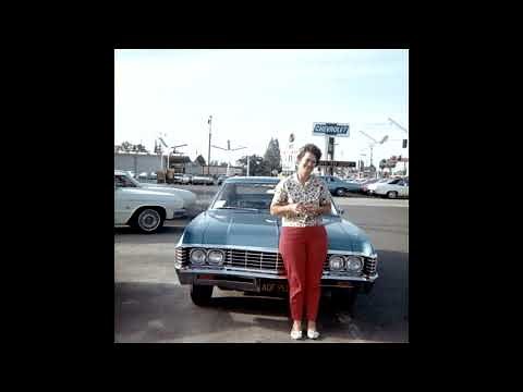 44 Cool Snaps That Capture Women Posing With Their Cars in the 1960s 4K
