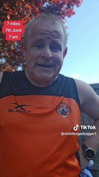 Honoring Rob Burrow: A Tribute Run for the Rugby Legend