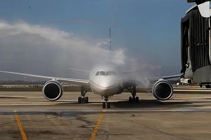 About the Boeing 787 Dreamliner -- Chicago Tribune