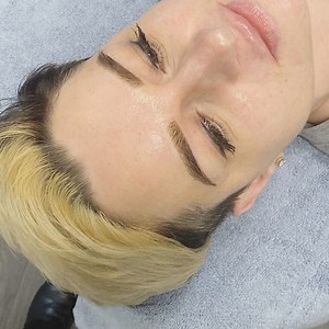 💕beautiful brows for this babe😘 #eyebrows #spmu #spmucorrection #eyebrowsonfleek #eyebrowsonpoint #bradford #microblading #microblade #cosmetictattooing #micropigmentation #tattoo #browspecialist #browsoftheday #browgame #manchester #tinadaviesprofessional #permablend #pemanenteyebrows #browsonfleek #ombrebrows #browshaping #browperfection #browsonpoint #microbladingacademy #hairstrokes #lipigments #xions #lips #liptattooing #pmu | Haj Aslam Microblade & Micropigmentation Training Academy