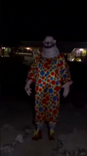 The boys go to the clown motel