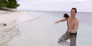 Kids VS Wild : Bear Grylls apprend la survie à des adolescents