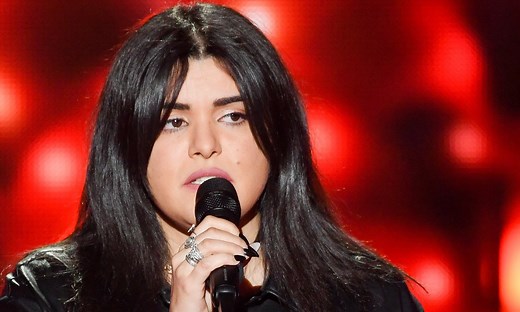 The Voice 2021 – Azza chante "Habibi" de Kendji Girac