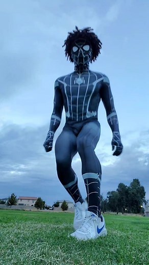 #coolflips #hardflips #dreadspiderman #herodw #blackspiderman #spidermanlanding #spidermanbackflip #spiderman #spidermanfulltwist #SephoraConcealers #getbacknga Backflip To Spiderman Full Twist Combo!!!🕸🕸