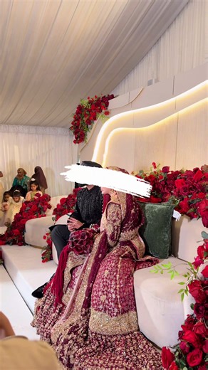 Stunning Bengali Wedding Dress and Car Showcase