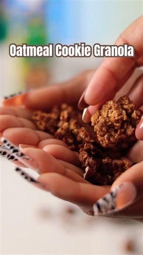 Oatmeal Cookie Granola!! | Your New Favorite Granola | #granola
