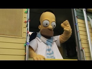 Full Macy's Holiday Parade Universal Studios 2012 - Floats, Shrek, Homer Simpson, Scooby Doo