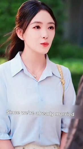 61K views · 1.2K reactions | This Short Film Will BLOW YOUR MIND! 勞 Short Film Review (DramaHub) Don’t watch this short film alon #movie #drama #shorts #postviralシ | MEGA MONEY Comedy | Facebook