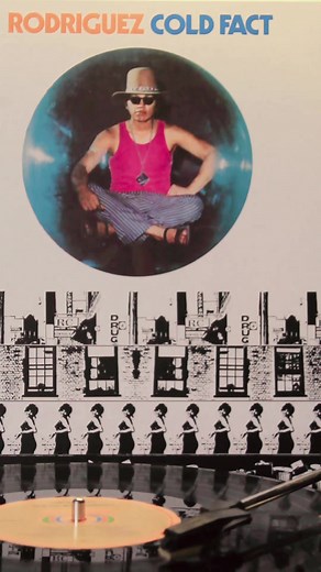 Cold Fact - Sixto Rodriguez Publicación 1970 - Edición 2019 estadounidense. Tracklist A1.- Sugar Man A2.- Only Good For Conversation A3.- Crucify Your Mind A4.- This Is Not a Song, It's an Outburst: Or, The Establishment Blues A5.- Hate Street Dialogue A6.- Forget It B1.-Inner City Blues B2.- I Wonder B3.- Like Janis B4.- Gommorah (A Nursery Rhyme) B5.- Rich Folks Hoax B6.- Jane S. Piddy Duración: 32:23