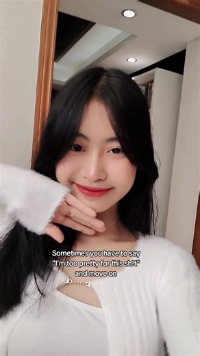 Thiri Htet Htet Oo သည် TikTok ပေါ်တွင် ရှိသည်