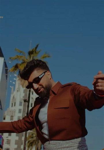 Discover the New Hit 'Wer Wer' by Navid Zardi