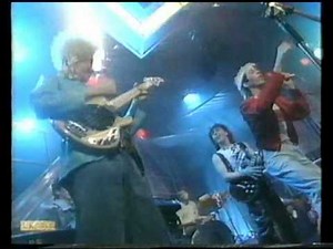 Kajagoogoo - Too Shy - Top of the Pops 1983