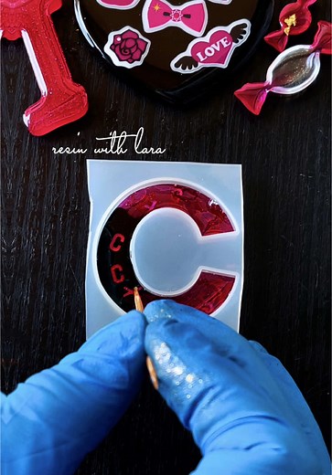 Epoxy Resin Keychain Art Tutorial