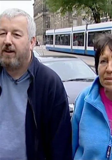 Coach Trip S01:E01 - Amsterdam