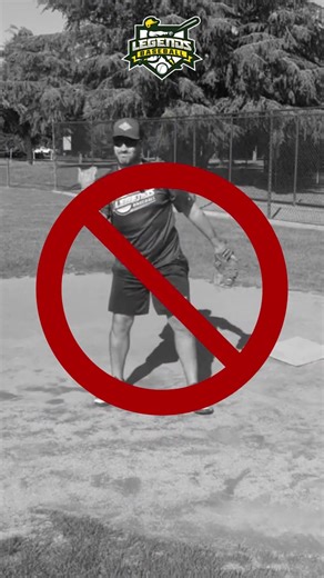 Proper 1B Footwork!️ The #1 most common flaw for 1st baseman is that they simply stride with the wrong foot! It’s amazing how most kids default to ste | Legends Baseball
