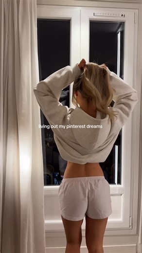 julia bełza on Instagram: "the most pinterest coded hotel room in paris im in love"