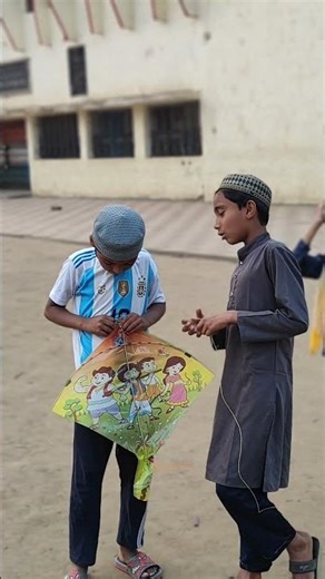 Patangbaaz Ki Patang Udata Hoa 🪁 | Amazing Kite Flying Skills