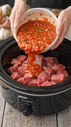 Slow Cooked Beef🥩 With Tomato🍅,Garlic🧄 Sauce -Bold , Rich, juicy and Tender. #beef #slowcookedbeef