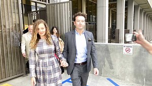 Mistrial declared in Danny Masterson rape trial after jury says it's deadlocked