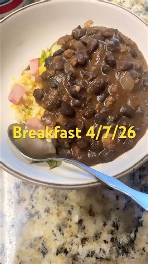 fried rice and black beans Breakfast 4/7/26: #breakfast ,#beans ‪@davidlynnprepperprincipal3540‬