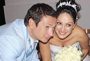 Σταύρος Νικολαΐδης: Έγινε μπαμπάς ο Μιχαλάκης από τα «Εγκλήματα» (video)