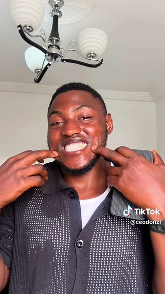 Hey guys my first official training for teeth whitening #cameroontiktok🇨🇲 #bracesbyDonzi #teethwhitening #viral #fyp #voiceover #results #firstofficialtraining#announcement