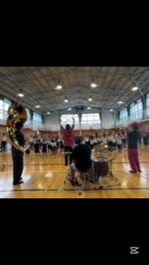 BLACK BOTTOM BRASS BAND on Instagram: "わっしょいでひとつになろう 出演依頼待ってます お気軽にご相談を！ #bbbb #ブラックボトムブラスバンド #わっしょい #学校公演 #芸術鑑賞会 #音楽鑑賞会 #小学校"