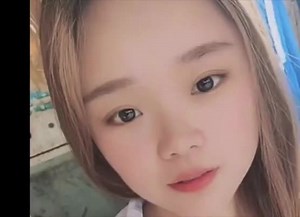 Chinese TikTok Star Xiao Qiumei Falls to Death While Recording Livestream on a Crane