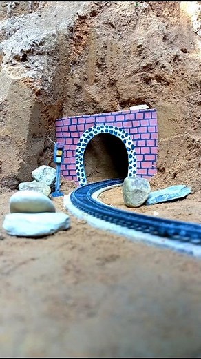 Miniature Railway Tunnel Diorama – Realistic Mountain Track Scene