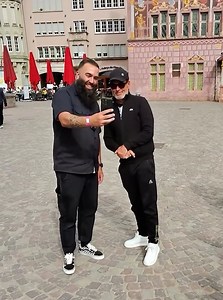 Laurent Baffie on Instagram: "C'est Laurent Baffie ? #laurentbaffie #caméracachée #prank #humour"