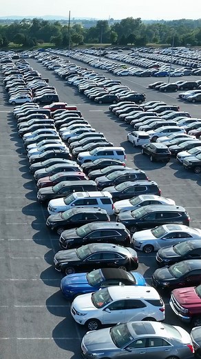 განავითარეთ თქვენი სადილერო ბიზნესი PGL-ით და შემოიყვანეთ მანქანები ამერიკიდან საქართველოში და თქვენთვის სასურველ ნებისმიერ ადგილას. Follow for More: 💠Website: www.peacegl.com 💠W/AChannel: https://whatsapp.com/channel/0029VaDo47zEgGfJJhPcUN0k 💠YouTube: www.youtube.com/@pglshipping 💠TikTok: tiktok.com/@pgl.shipping 💠Twitter: twitter.com/pglautoshipping #Auctions #Logistics #Cars #Towing #Shipping #PGL #Loading #vehicles #Booking #Services #Secure #განბაჟება #მანქანები #ტრანსპორტი #ship #vehi